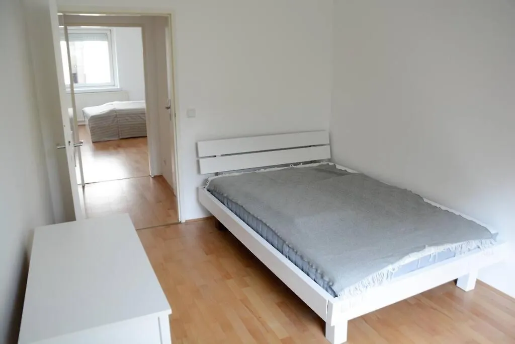 Apartment With Garden View In 1170 비엔나