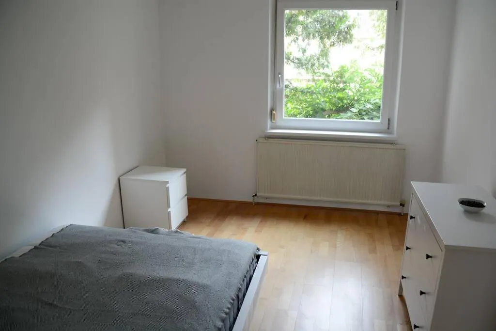 Apartment With Garden View In 1170 Wiedeń